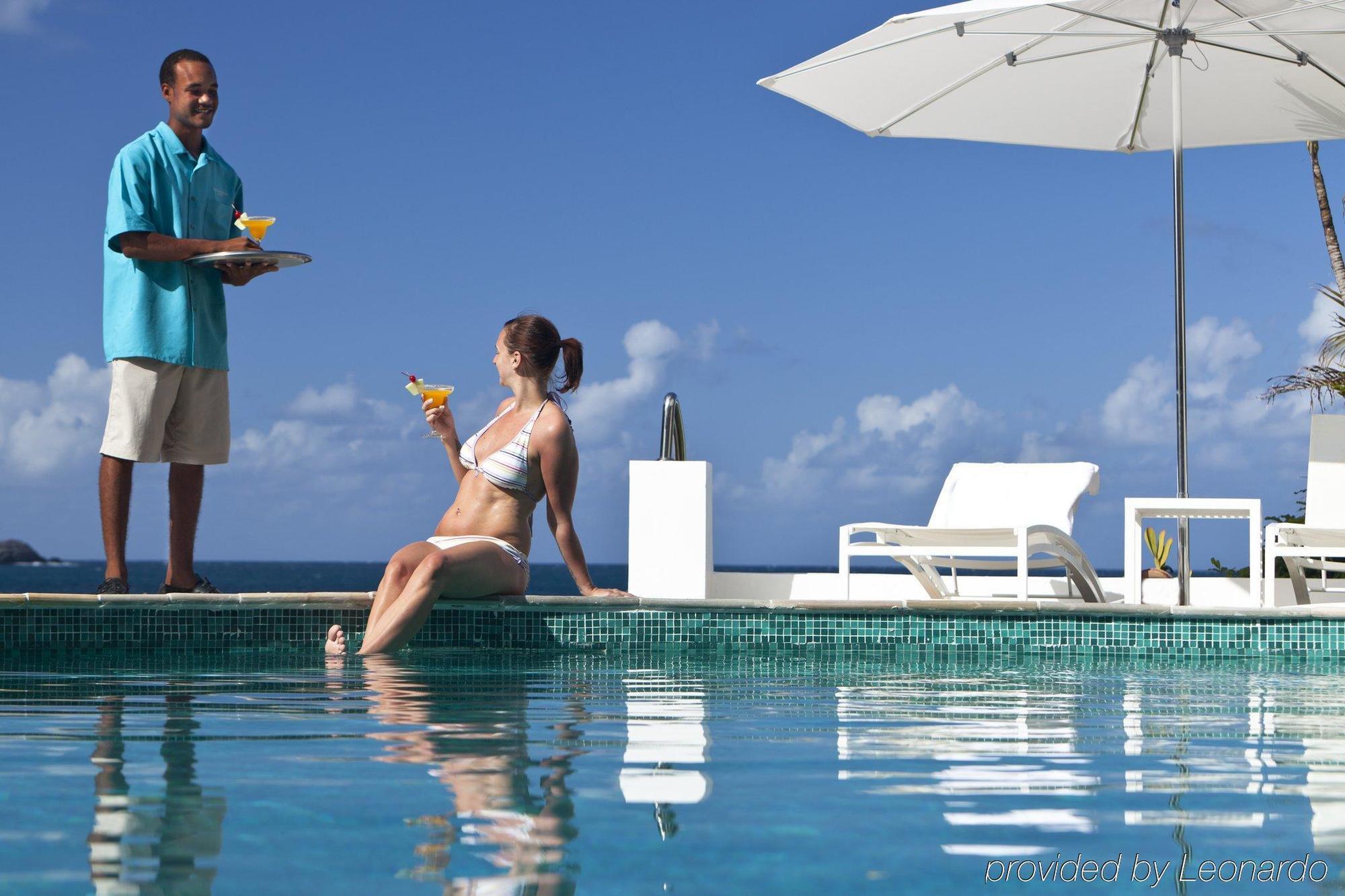 Bodyholiday Кастри Екстериор снимка